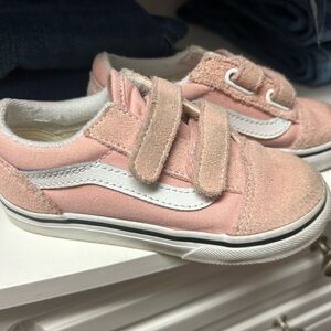 Toddler vans size 9